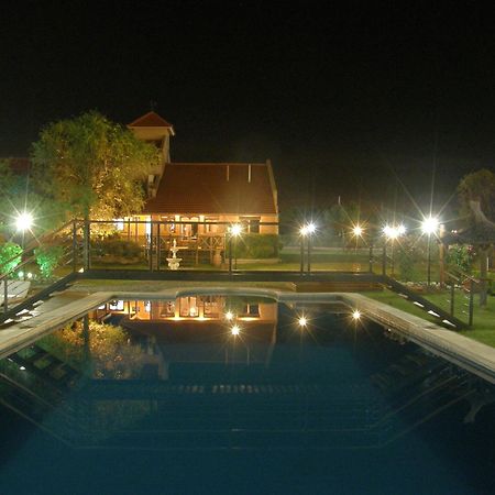 Lauquen Pilmaiquen Y Spa Villa de Merlo Luaran gambar