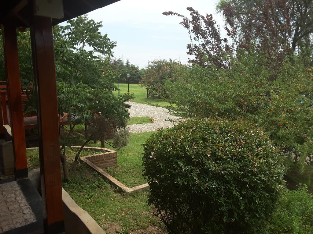 Lauquen Pilmaiquen Y Spa Villa de Merlo Luaran gambar