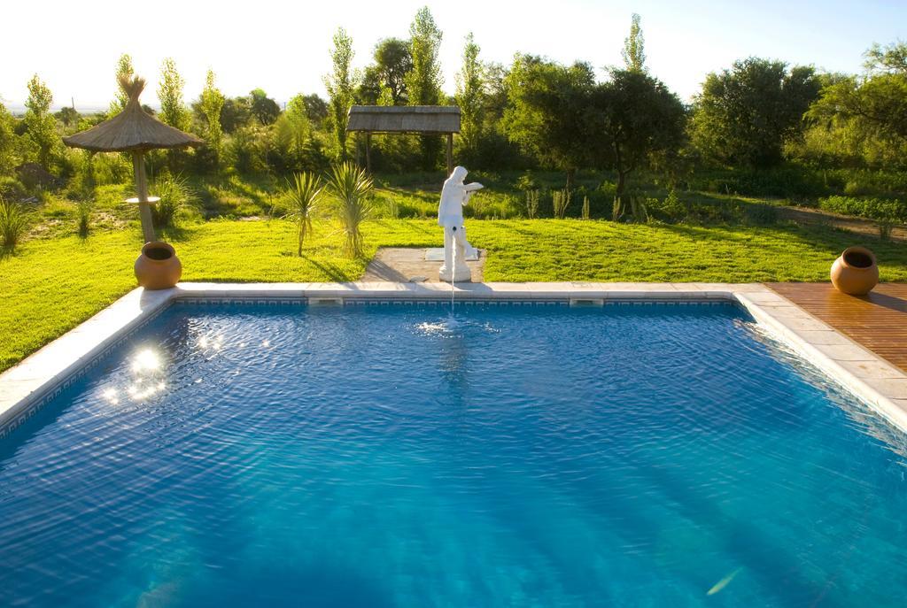 Lauquen Pilmaiquen Y Spa Villa de Merlo Luaran gambar