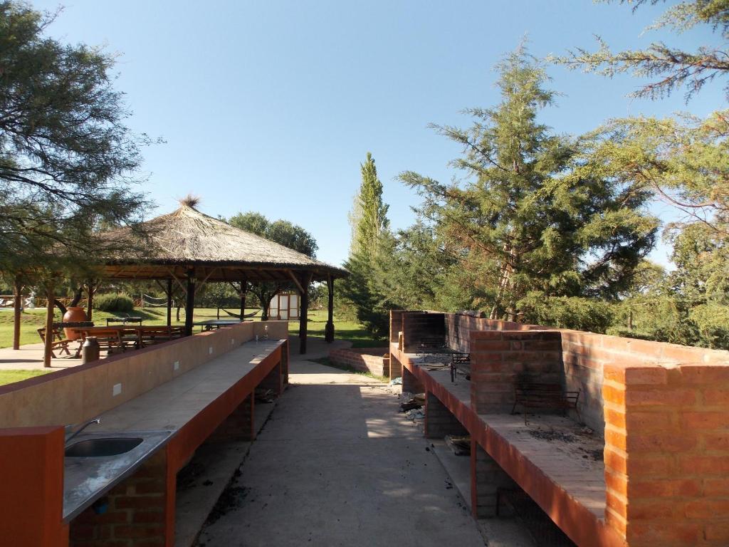Lauquen Pilmaiquen Y Spa Villa de Merlo Luaran gambar